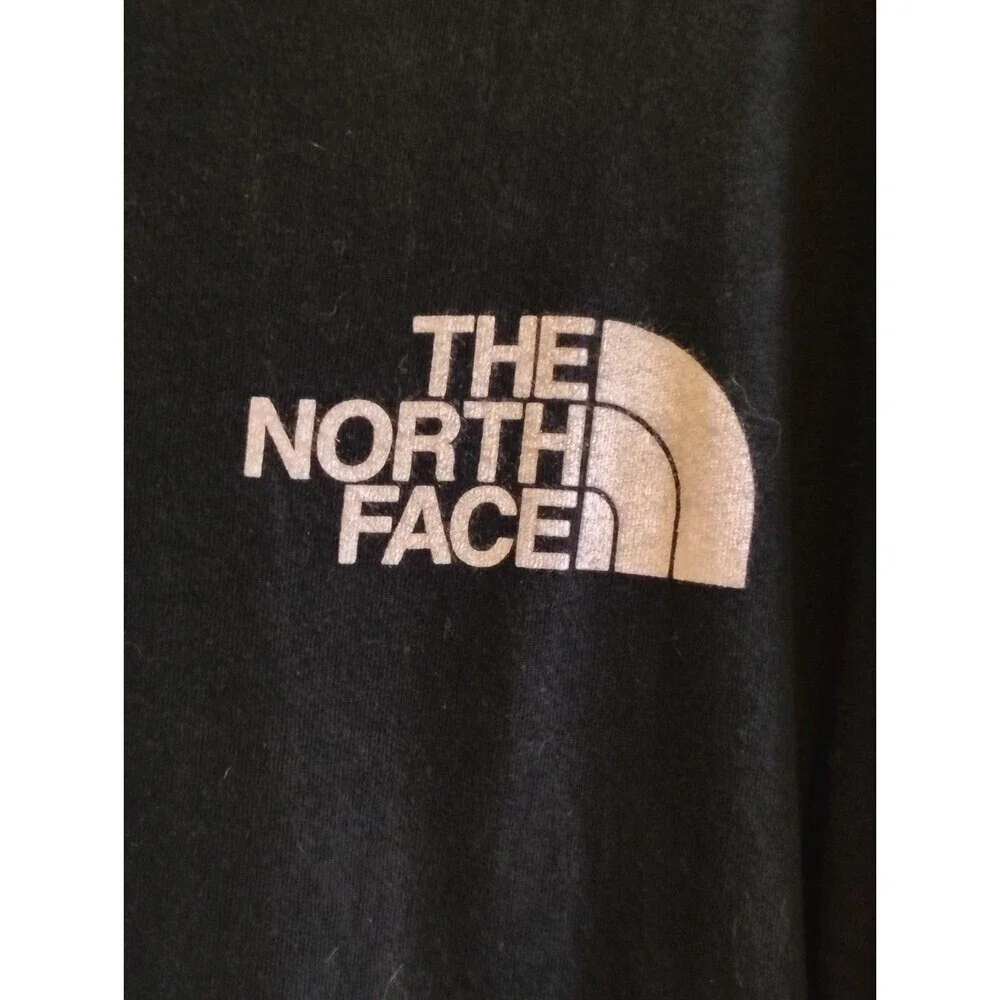 The North Face Men's Sleeve Hit Graphic Long Sleeve T-Shirt Black Size M